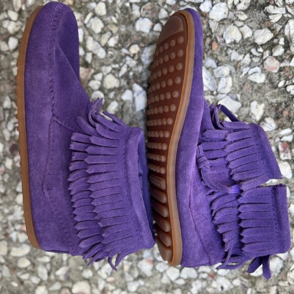 Minnetonka Kids Fringe Moccasin Boots Purple Suede Size 4 - Picture 4 of 9
